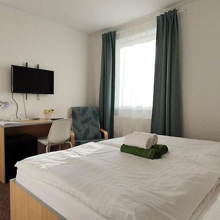 Penzion Amfik Bukovina Popovice  Dış mekan fotoğraf