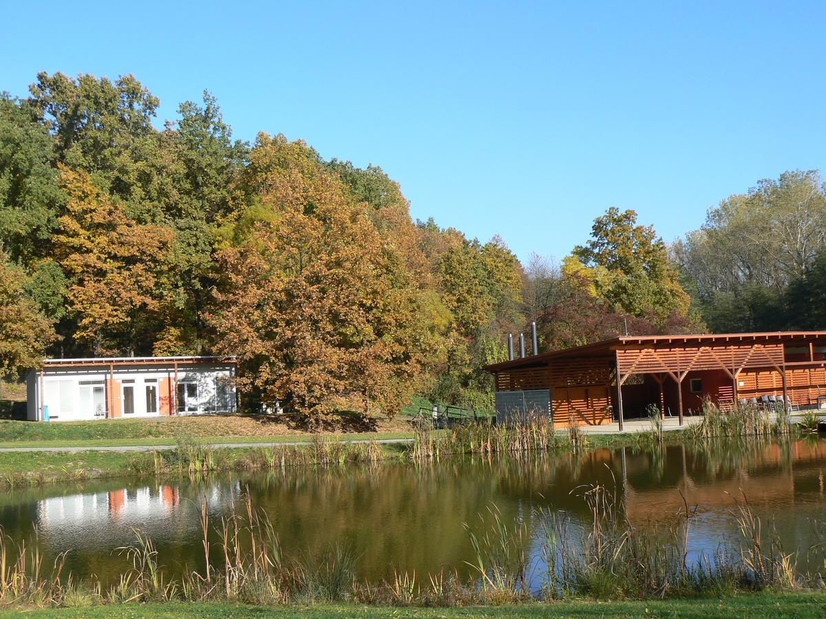 Penzion Amfik Bukovina Popovice  Dış mekan fotoğraf